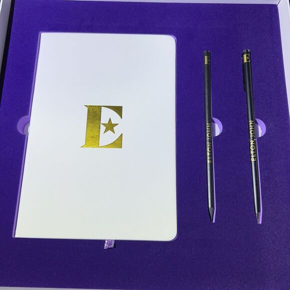 ELTON JOHN VIP FAREWELL GOODBYE TOUR‎ Concert Gift Set Yellow Brick Road BUNDLE - Picture 3 of 12